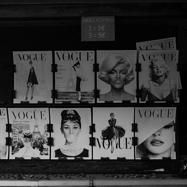 Harmonie et Innovation: Clés du Maquillage de Marque pour un Teint Parfait