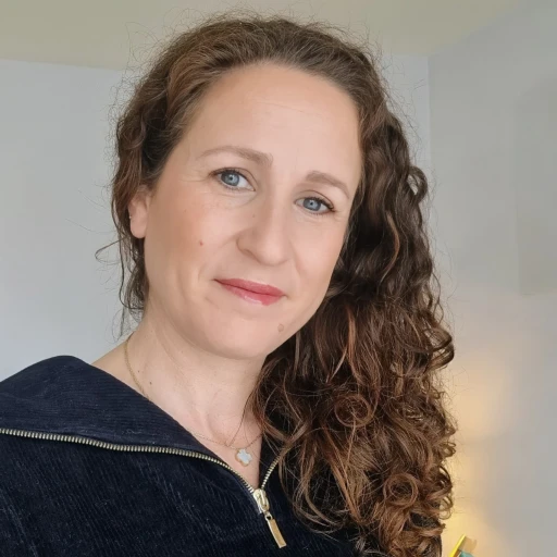 Interview de Nathalie Veg-Sala : Le luxe à l'épreuve du temps - Comment les marques peuvent-elles innover sans se dénaturer ?