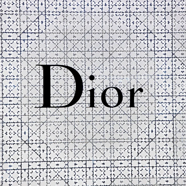 L'élégance intemporelle de la robe de mariée trapèze