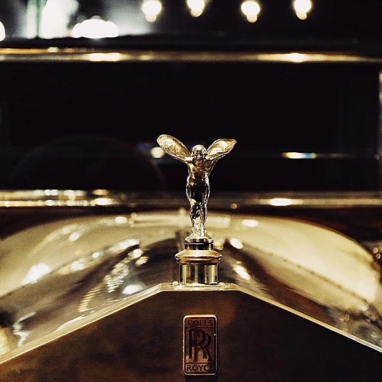 L'élégance intemporelle de la robe cocktail en vert sauge