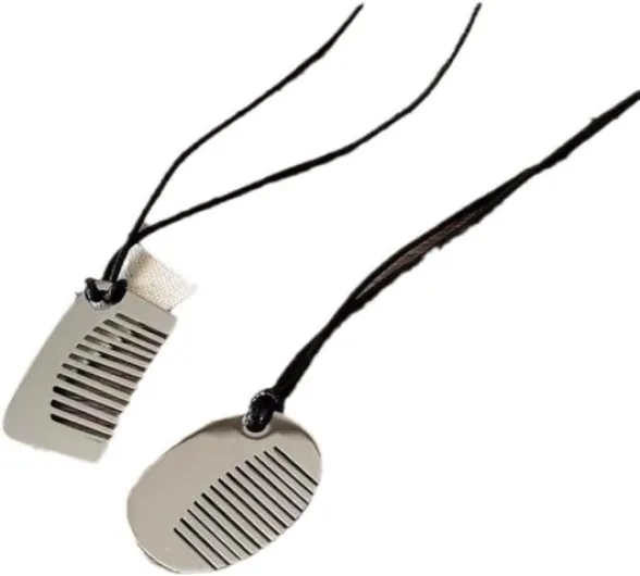 Collier avec pendentif en forme de peigne pour femme - Tendance 2024 - Design délicat - Accessoires de mode - Pratique et agréable