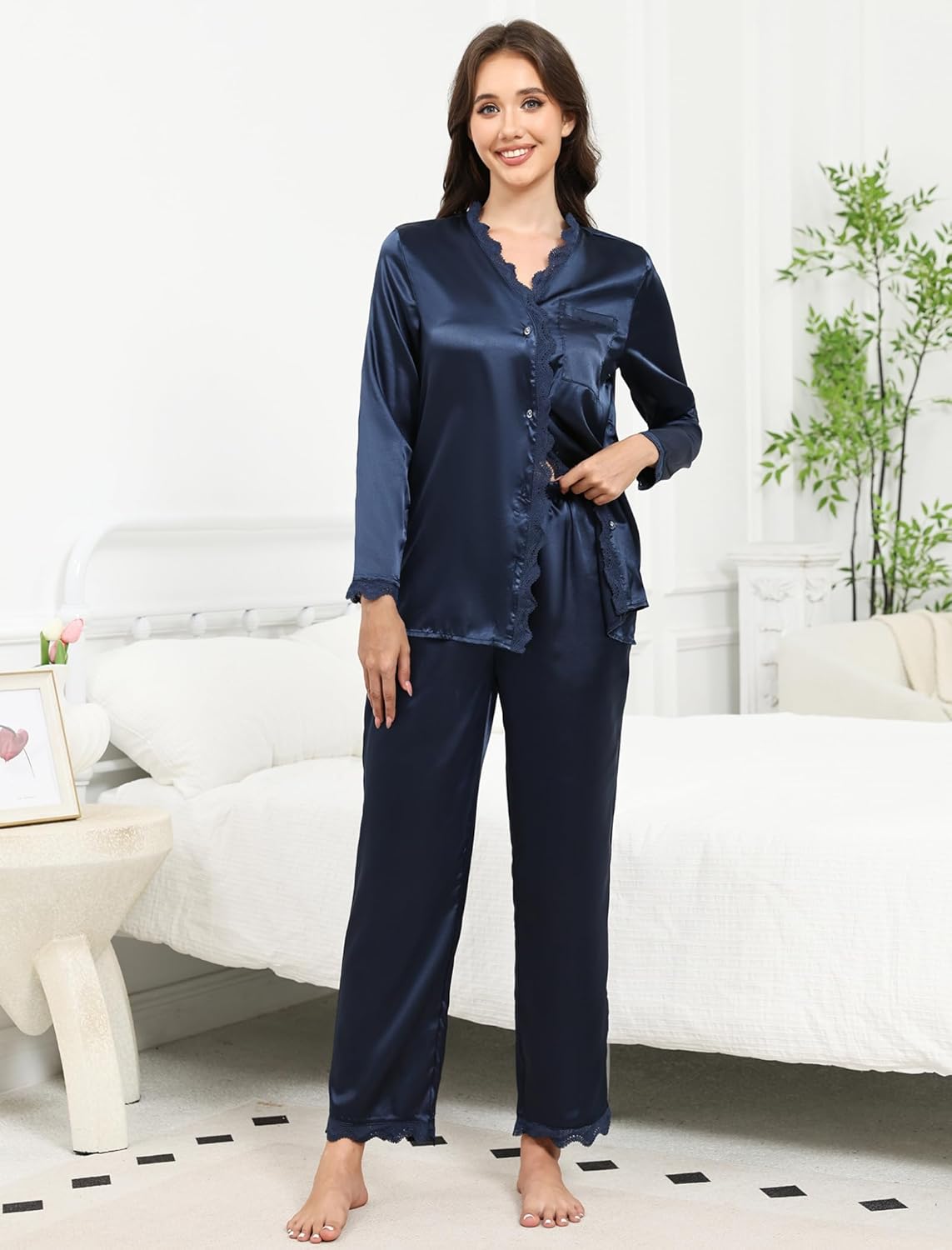 Pyjama Femme Satin, Ensemble de Pyjama pour Femme en Satin de Soie Haut à Manches Longues et Pantalon Longue Légère, 2 Pièces Vêtements de Nuit en Dentelle pour Toutes Les Saisons Bleu Marine M