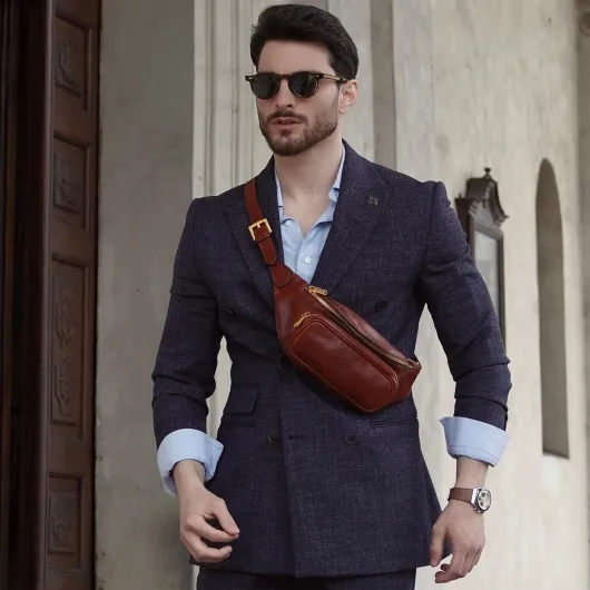 Sac Banane en Cuir Fait Main en Italie - Hommes et Femmes Ceinture Réglable Poche Ventrale Sac Besace Sacoche – Time Resistance Taille unique Cognac