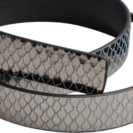 Test Michael Kors Ceinture fine réversible métallisée : jolie ceinture, mais pas donnée pour ce que c’est