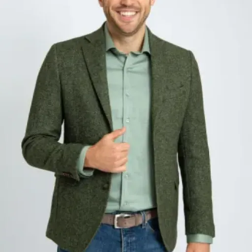 Test Suitable Birds Eye Blazer en laine mérinos verte : un blazer chaud et propre, mais pas donné