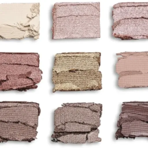Test Makeup Revolution Reloaded Iconic 3.0 : une palette nude rosée pas chère qui fait le job
